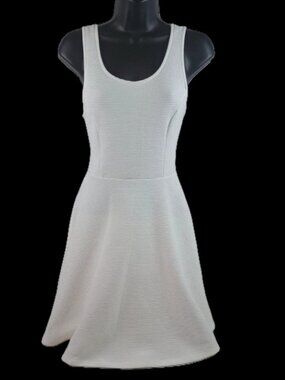Lush Womens XS White Sleeveless Round Neck Textured Mini Sun Dress